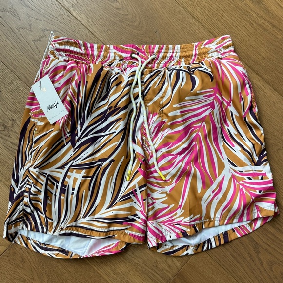 Maaji Caramel Foliage Sailor Sporty Swim Trunk - Men’s XL - NWT - Picture 1 of 7